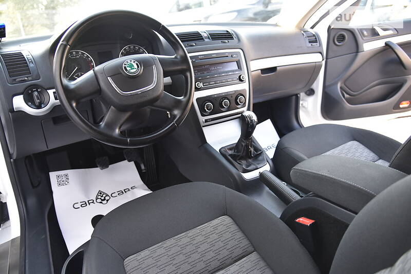 Універсал Skoda Octavia 2011 в Дрогобичі