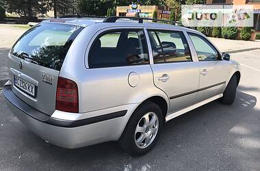 Универсал Skoda Octavia 2005 в Сколе