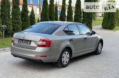 Лифтбек Skoda Octavia 2015 в Хмельницком