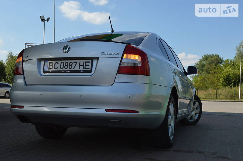 Седан Skoda Octavia 2011 в Дрогобичі
