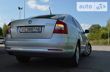 Седан Skoda Octavia 2011 в 