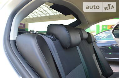 Седан Skoda Octavia 2011 в 