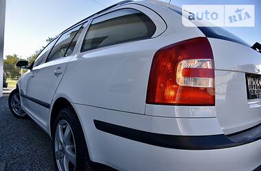 Універсал Skoda Octavia 2009 в 