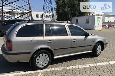 Универсал Skoda Octavia 2008 в Черновцах