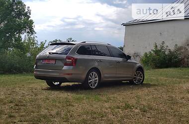Універсал Skoda Octavia 2015 в 
