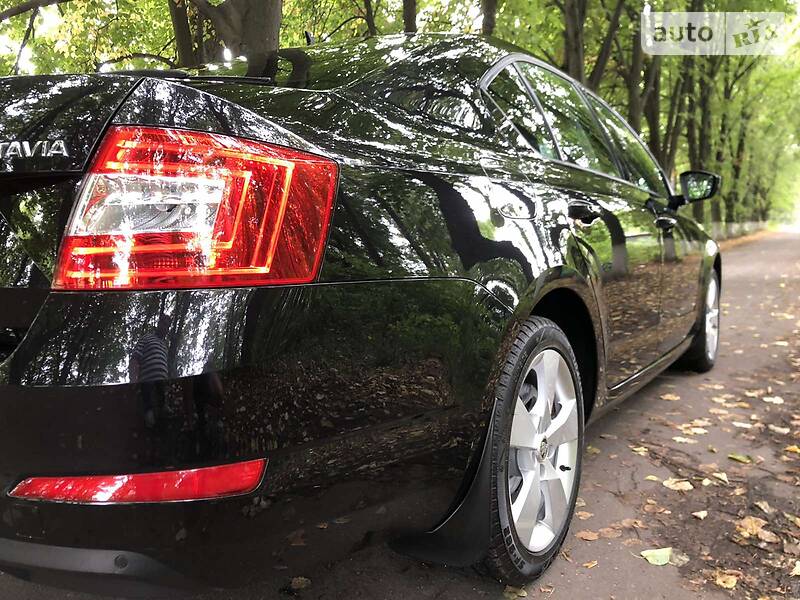 Седан Skoda Octavia 2015 в Козятині