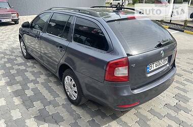 Универсал Skoda Octavia 2012 в Черновцах