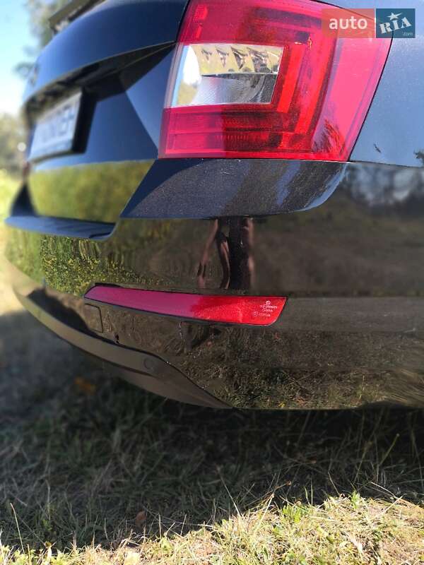 Универсал Skoda Octavia 2013 в Лохвице