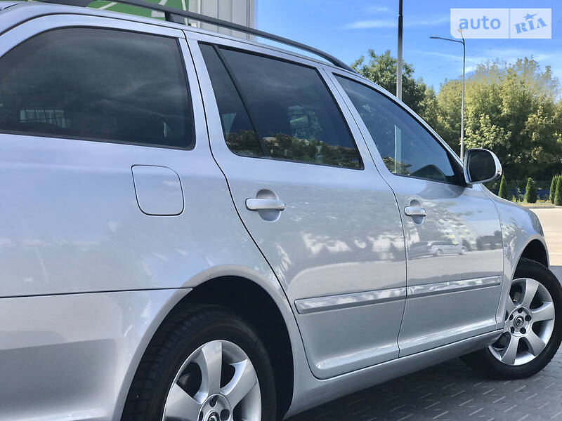 Универсал Skoda Octavia 2011 в Житомире