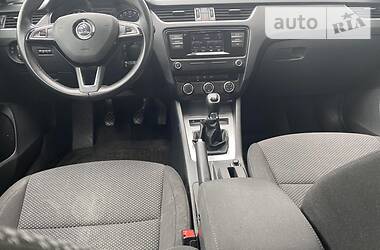 Седан Skoda Octavia 2016 в 