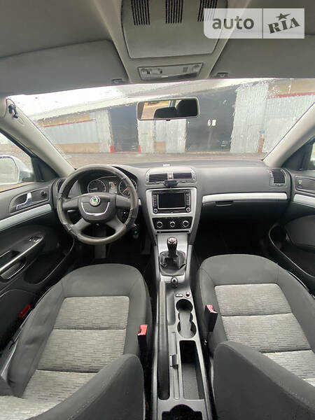 Універсал Skoda Octavia 2009 в Луцьку