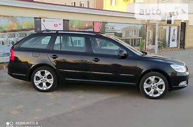 Седан Skoda Octavia 2011 в Одессе