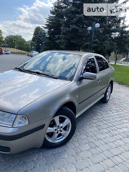 Хэтчбек Skoda Octavia 2006 в Могилев-Подольске