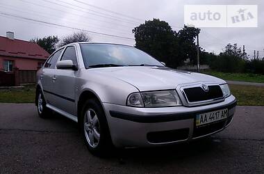 Ліфтбек Skoda Octavia 2004 в 