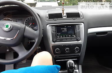 Универсал Skoda Octavia 2011 в 