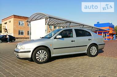 Лифтбек Skoda Octavia 2000 в Полтаве