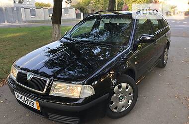 Универсал Skoda Octavia 2002 в Виннице