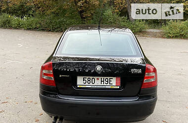 Седан Skoda Octavia 2008 в 