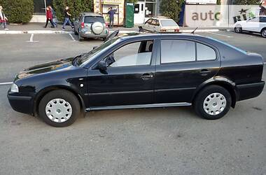 Хэтчбек Skoda Octavia 2003 в Полтаве