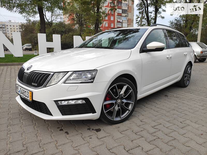 Універсал Skoda Octavia 2018 в Чернівцях фото 4 Універсал Skoda Octavia 2018 в Чернівцях