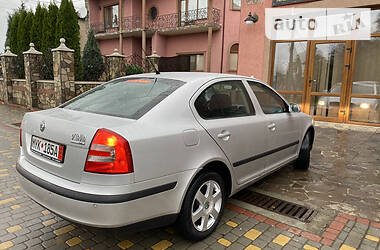 Седан Skoda Octavia 2006 в Сваляве