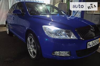 Седан Skoda Octavia 2009 в Киеве