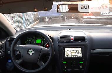 Лифтбек Skoda Octavia 2006 в Одессе