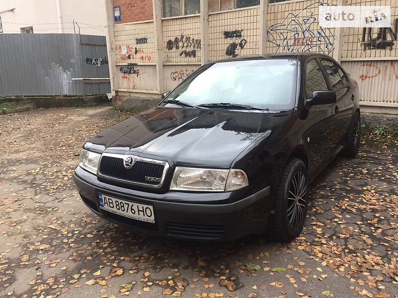 Хэтчбек Skoda Octavia 2003 в Виннице