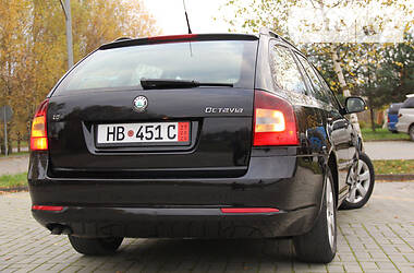 Універсал Skoda Octavia 2009 в Дрогобичі