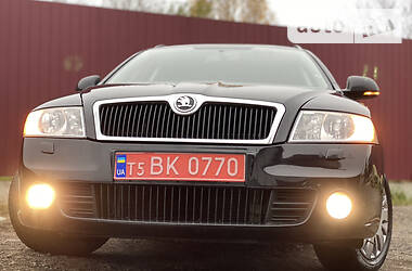 Універсал Skoda Octavia 2012 в Дрогобичі