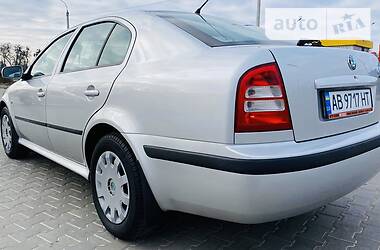 Хэтчбек Skoda Octavia 2003 в Виннице