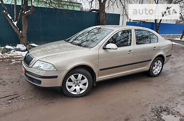 Хэтчбек Skoda Octavia 2005 в 