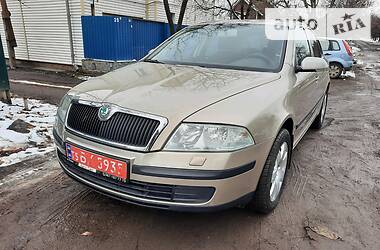 Хэтчбек Skoda Octavia 2005 в 