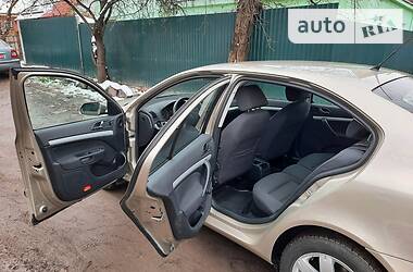 Хэтчбек Skoda Octavia 2005 в 