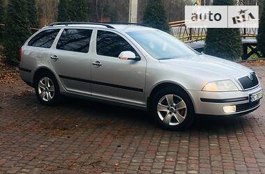 Универсал Skoda Octavia 2008 в Дрогобыче