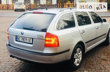 Универсал Skoda Octavia 2008 в Дрогобыче