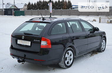 Универсал Skoda Octavia 2012 в Стрые