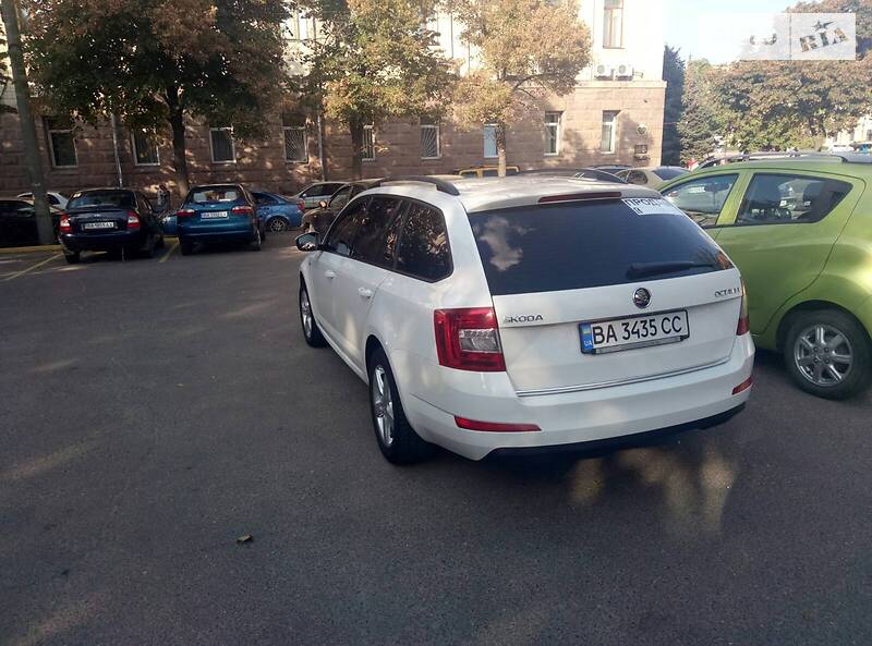 Универсал Skoda Octavia 2014 в Кропивницком
