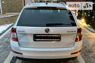 Универсал Skoda Octavia 2017 в Ужгороде