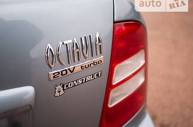 Лифтбек Skoda Octavia 2003 в Житомире