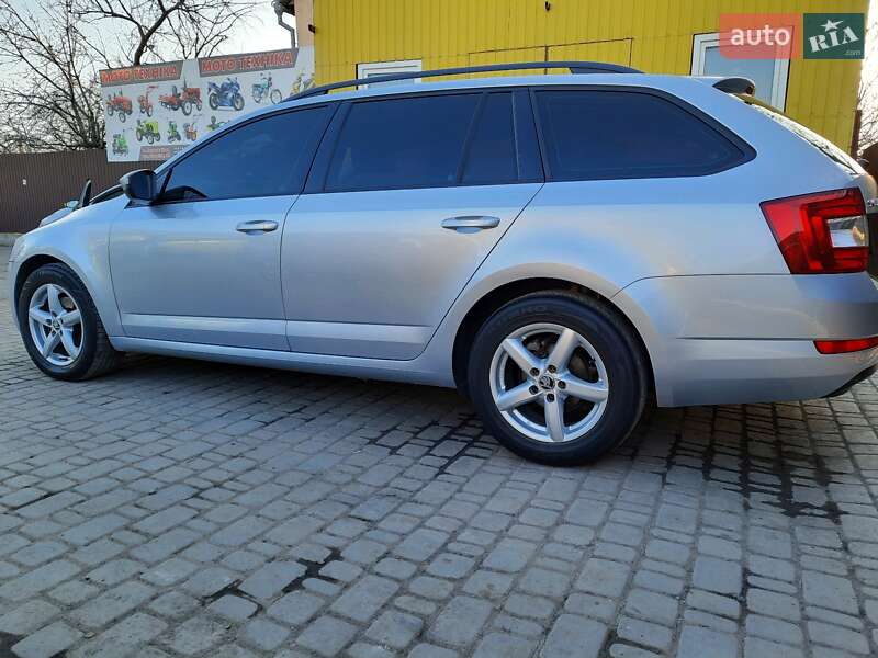 Універсал Skoda Octavia 2013 в Первомайську