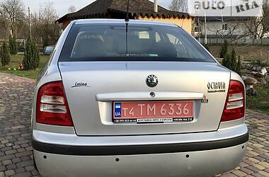 Седан Skoda Octavia 2008 в Луцке