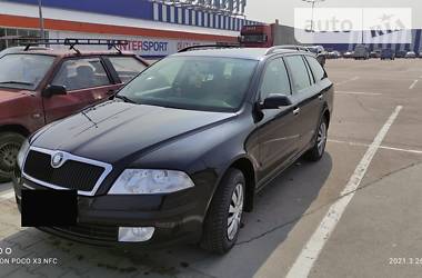 Универсал Skoda Octavia 2008 в Черновцах