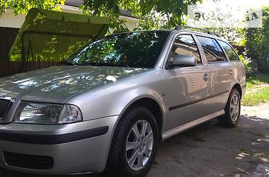 Універсал Skoda Octavia 2004 в Рівному