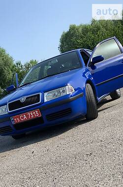 Лифтбек Skoda Octavia 2003 в Звенигородке