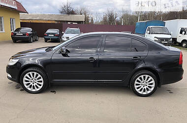 Хэтчбек Skoda Octavia 2012 в 