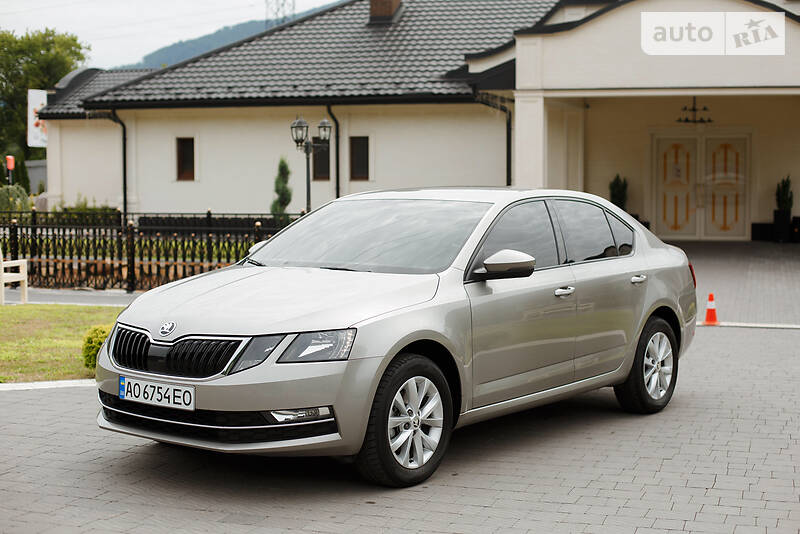 Седан Skoda Octavia 2017 в Мукачевому