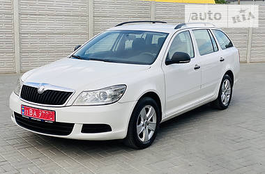 Универсал Skoda Octavia 2012 в Ровно