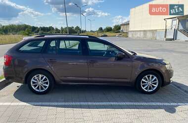 Универсал Skoda Octavia 2015 в 