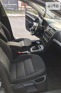 Универсал Skoda Octavia 2011 в 